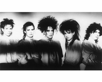 52 The Cure - Friday I'm In Love